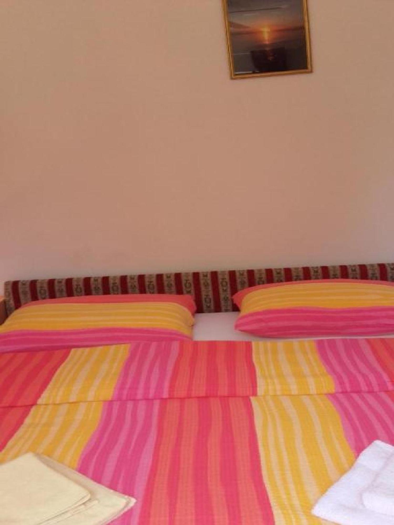 Apartments Smilje I Maslina Gornji Karin Habitación foto