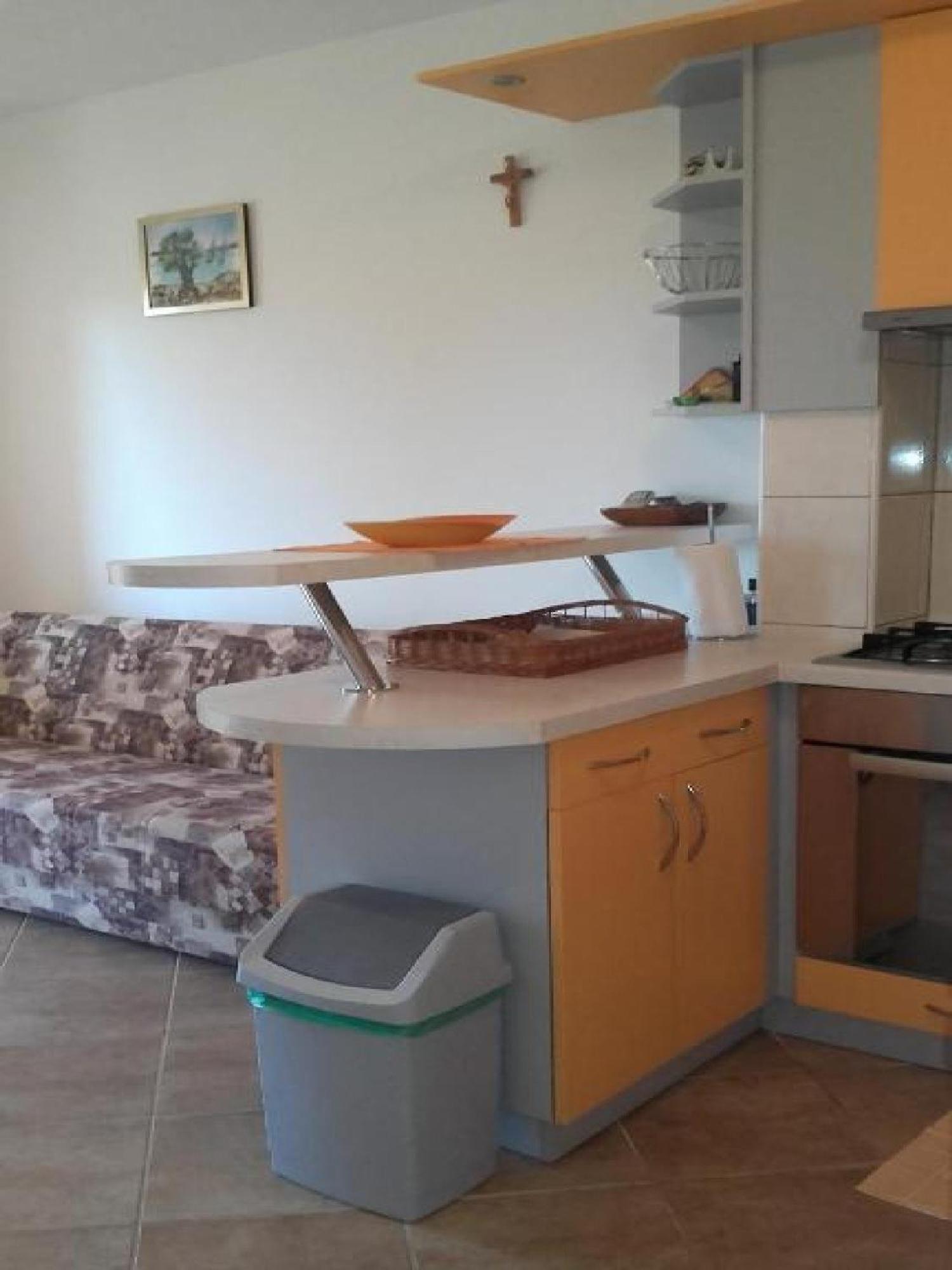 Apartments Smilje I Maslina Gornji Karin Habitación foto
